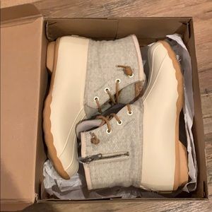 Sperry Duck Boots (NWB)
